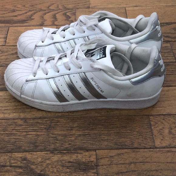 macys adidas superstar